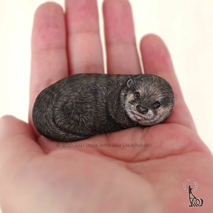 Japanese Artist Turns Blunt Stones Into Adorable Animals (70 New Pics)