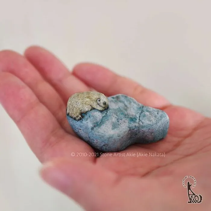 Japanese Artist Turns Blunt Stones Into Adorable Animals (70 New Pics)