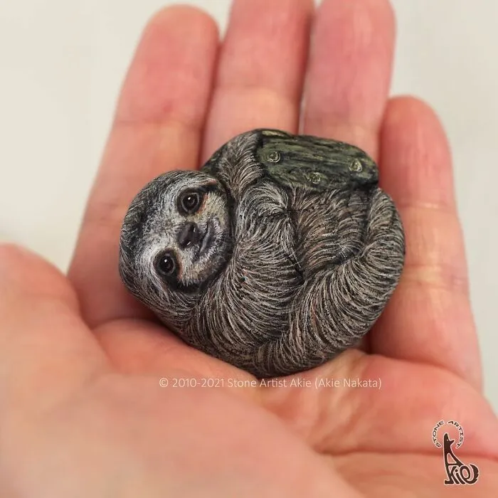 Japanese Artist Turns Blunt Stones Into Adorable Animals (70 New Pics)