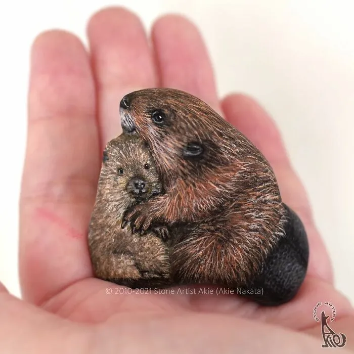 Japanese Artist Turns Blunt Stones Into Adorable Animals (70 New Pics)