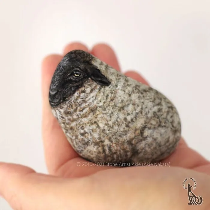 Japanese Artist Turns Blunt Stones Into Adorable Animals (70 New Pics)