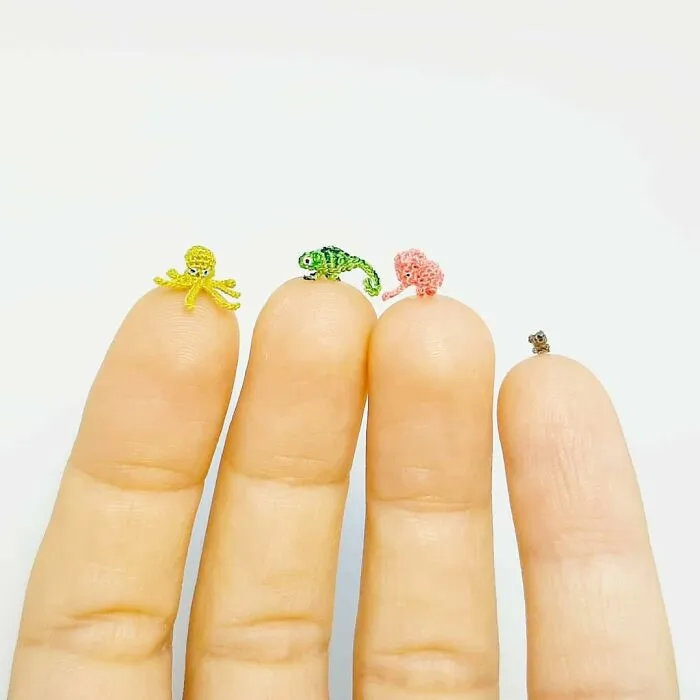 This Artist Started Micro Crocheting As An Experiment, And Now She Creates Tiny Animals And Plants Using Needle And Thread (70 Pics)
