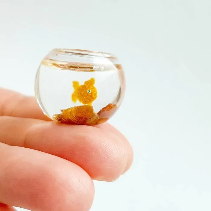 This Artist Started Micro Crocheting As An Experiment, And Now She Creates Tiny Animals And Plants Using Needle And Thread (70 Pics)