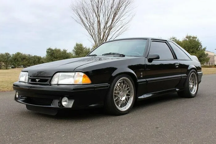 Ford Mustang SVT Cobra