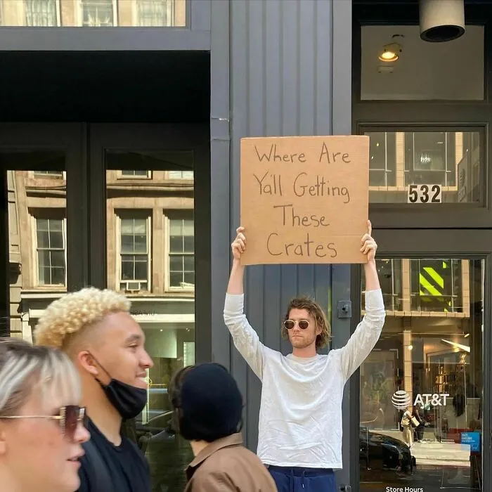 Dude Keeps Protesting Annoying Everyday Things With Funny Signs (30 New Pics)