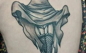 35 Times Horror Lovers Got Spooky Halloween Tattoos, And They Worked Brilliantly