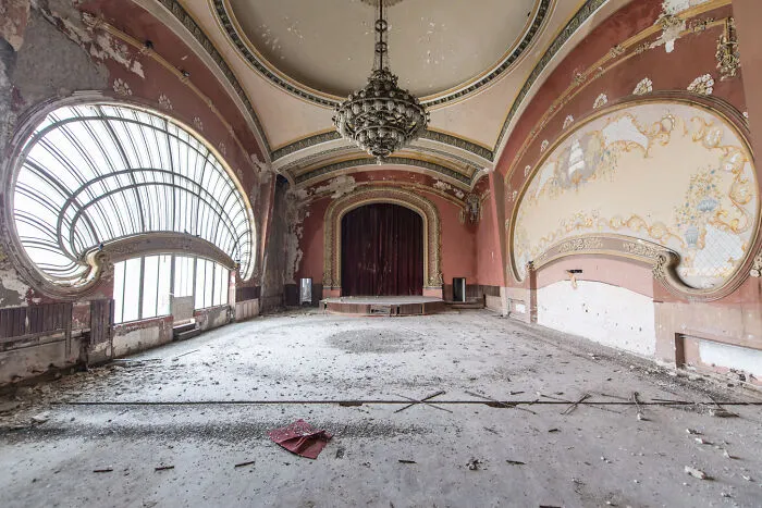 What If We Disappeared: The World Without Us: My Photo Project About Abandoned Locations (30 Pics)
