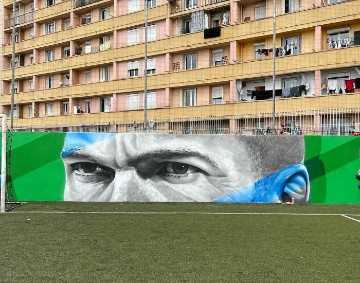 French Artist's 52 3D Graffiti