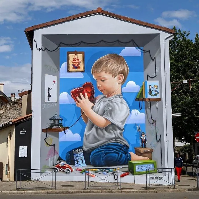 French Artist's 52 3D Graffiti