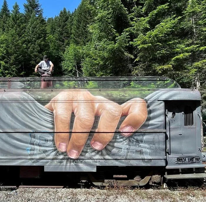 French Artist's 52 3D Graffiti