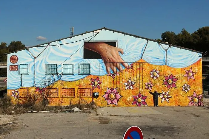 French Artist's 52 3D Graffiti