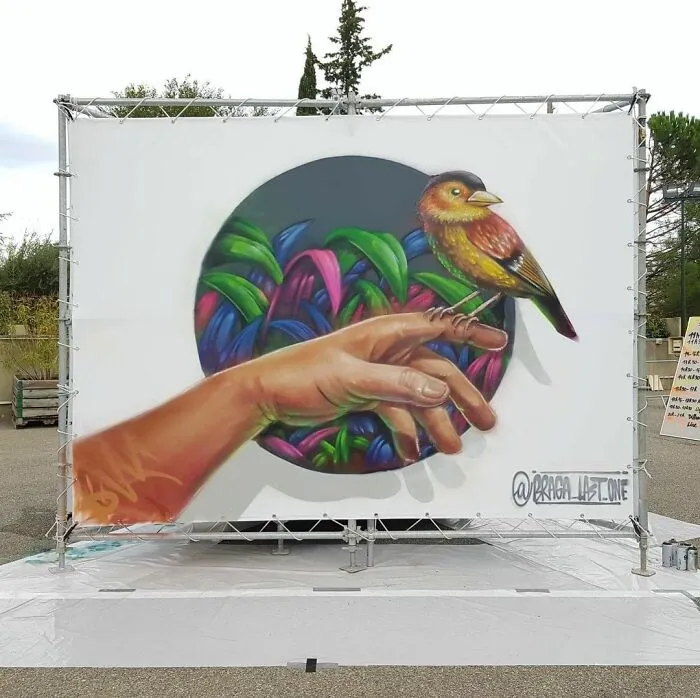 French Artist's 52 3D Graffiti