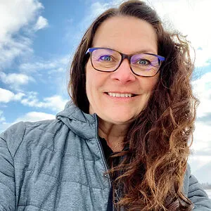 Jodi Sware