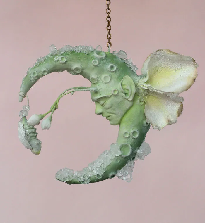I Create Fantasy-Inspired Sculptures And Grow Crystals On Top Of Them (18 Pics)