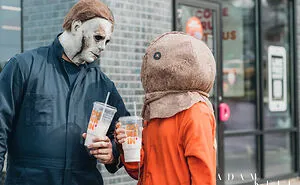 Fun Halloween Adventures With Michael Myers And Sam (17 Pics)