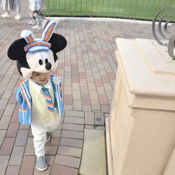 Adorable Kids Dress Up In Handcrafted Costumes Their Mom Made For Them (30 Pics)