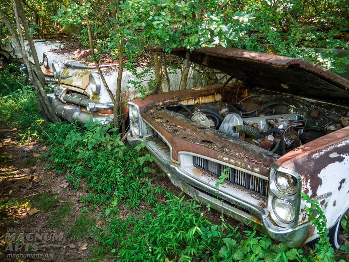 I Took Pictures In Old Car City, A Classic Car Graveyard (23 Pics)