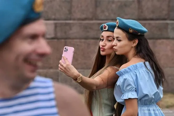 This Is What Russia Really Looks Like: 40 Honest Photos By Aleksandr Petrosyan (New Pics)