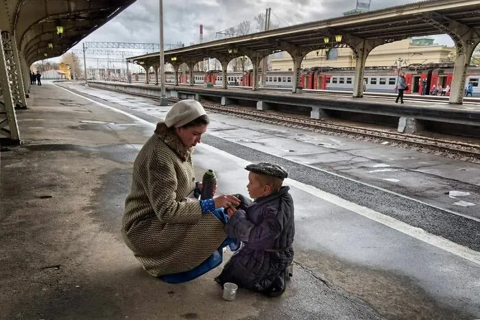 This Is What Russia Really Looks Like: 40 Honest Photos By Aleksandr Petrosyan (New Pics)