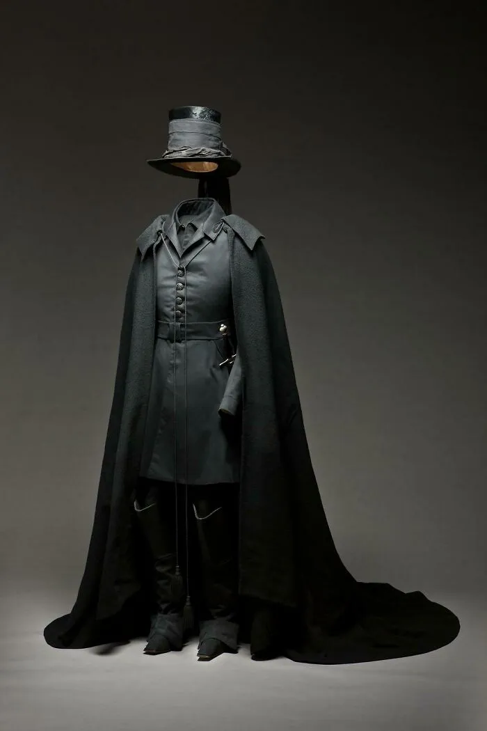 The Mourning Outfit From The Historical Creations Article. Credit In The Image