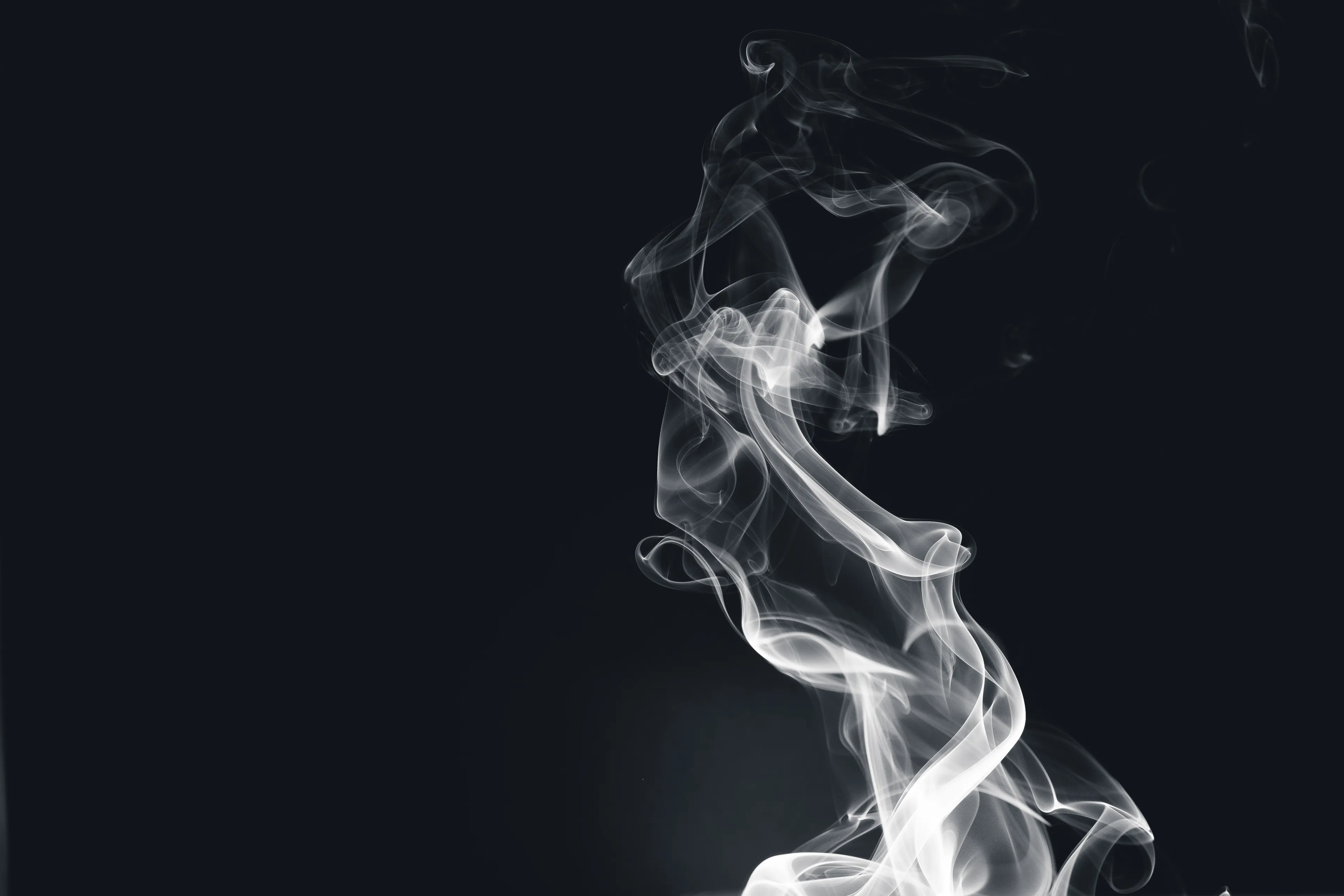 I'm Made, A Beautiful View Of Smoke On A Black Background