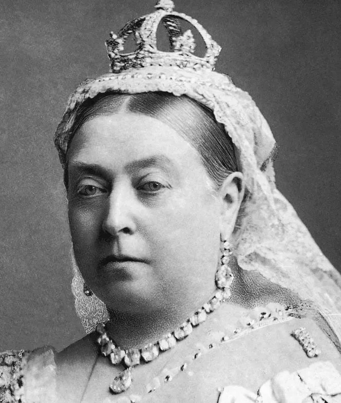 30 People Share Historical 'Facts' That Have Been Proven Wrong Long Ago, But Many People Still Believe In
