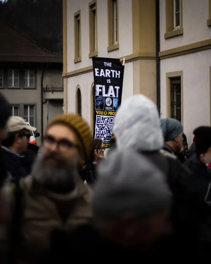 People Share 30 Conspiracy Theories They Think Are 100% Real