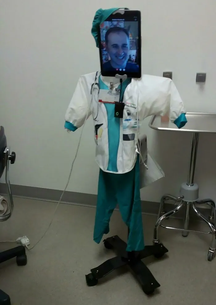 Back At The Very Start Of The Pandemic, I Had To Take My Mom To Urgent Care For A Non-Covid Issue, And This Was The Doctor That Entered The Room