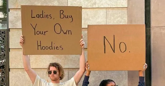 Dude Keeps Protesting Annoying Everyday Things With Funny Signs (30 New Pics)
