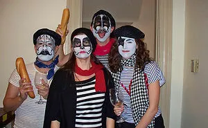 98 Last-Minute Halloween Costumes That Turned Out Great (2025)