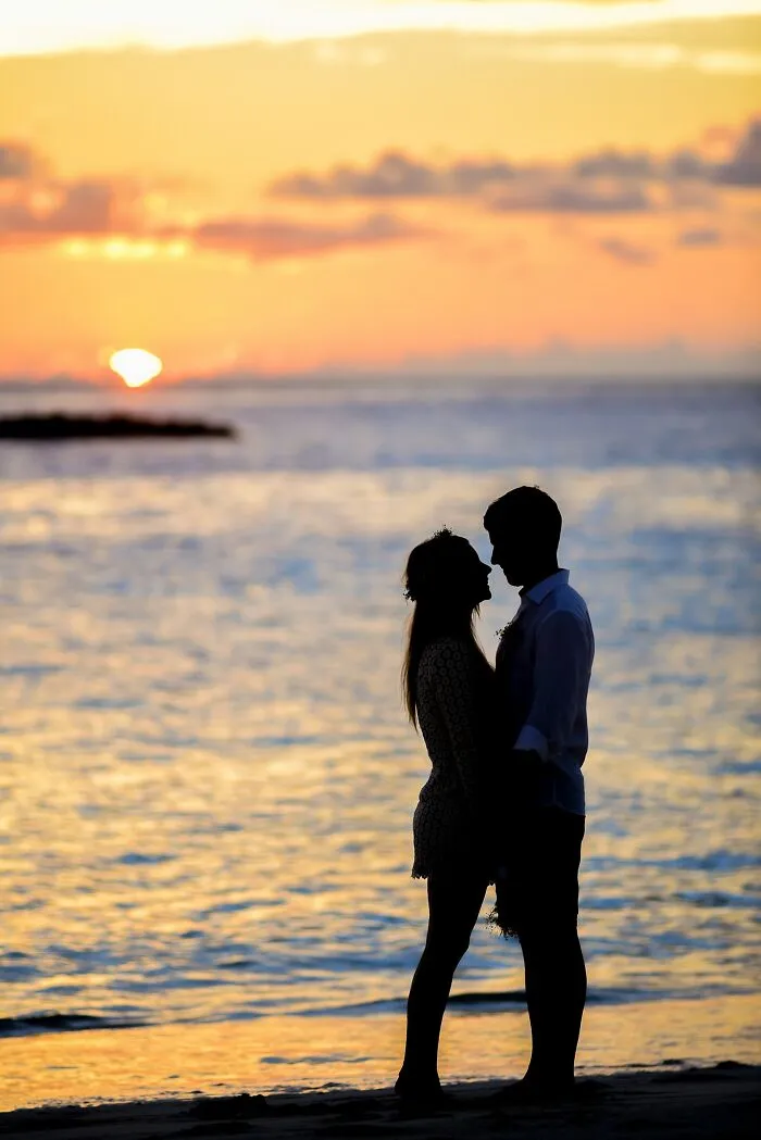 30 Cosas que los casados desearían que los solteros supieran sobre el matrimonio