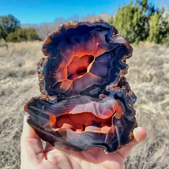 Rara y exótica ágata cráter que solo se encuentra en Argentina