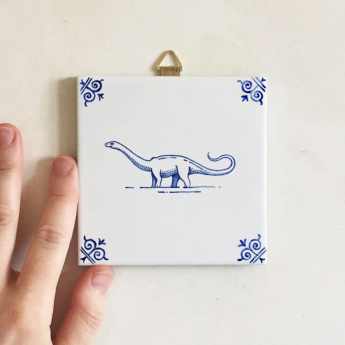 Azulejo de cerámica pintado a mano con un Diplodocus
