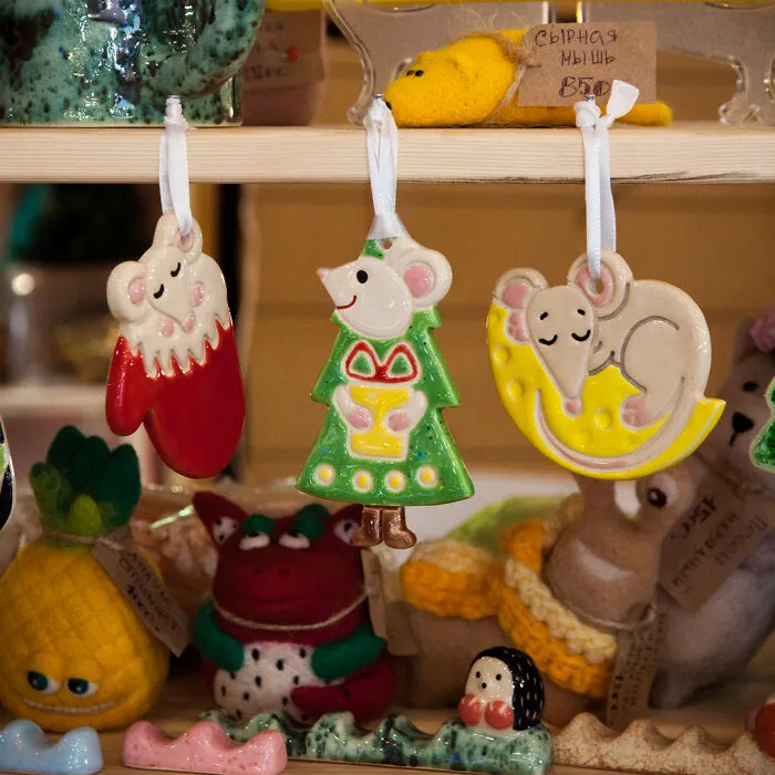 I Make Christmas Tree Decorations That Will Hopefully Make You Feel Festive (19 Pics)