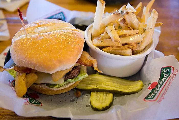 30 Dishes People Should Stop Ordering As Revealed By Fast Food Workers Online