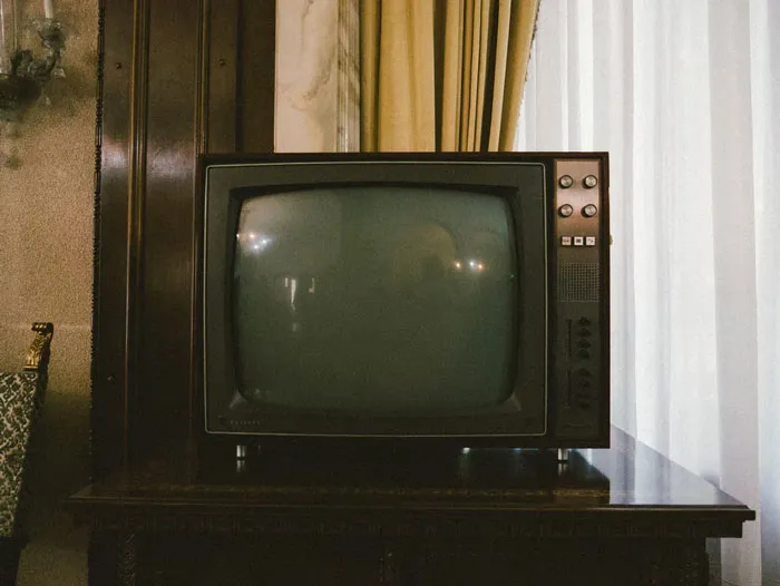 30 Ex-Burglars Reveal The Signs Of Your Home Being Targeted And How To Avoid It