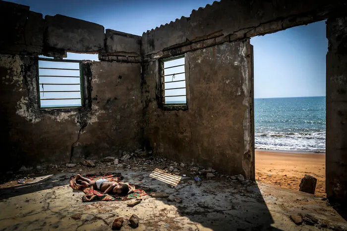 The Rising Tide Sons, Antonio Aragon Renuncio, 2019