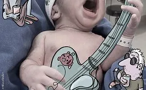 Illustrator Adds Funny Cartoons To Strangers’ Instagram Photos (30 New Pics)