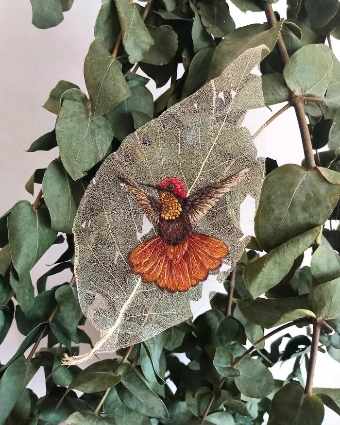 This Artist Inherited Her Mother's Talent For Handicrafts And Created A Type Of Embroidery On Leaves (59 Pics)