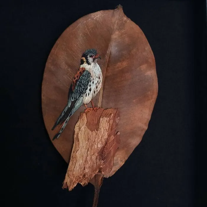 This Artist Inherited Her Mother's Talent For Handicrafts And Created A Type Of Embroidery On Leaves (59 Pics)