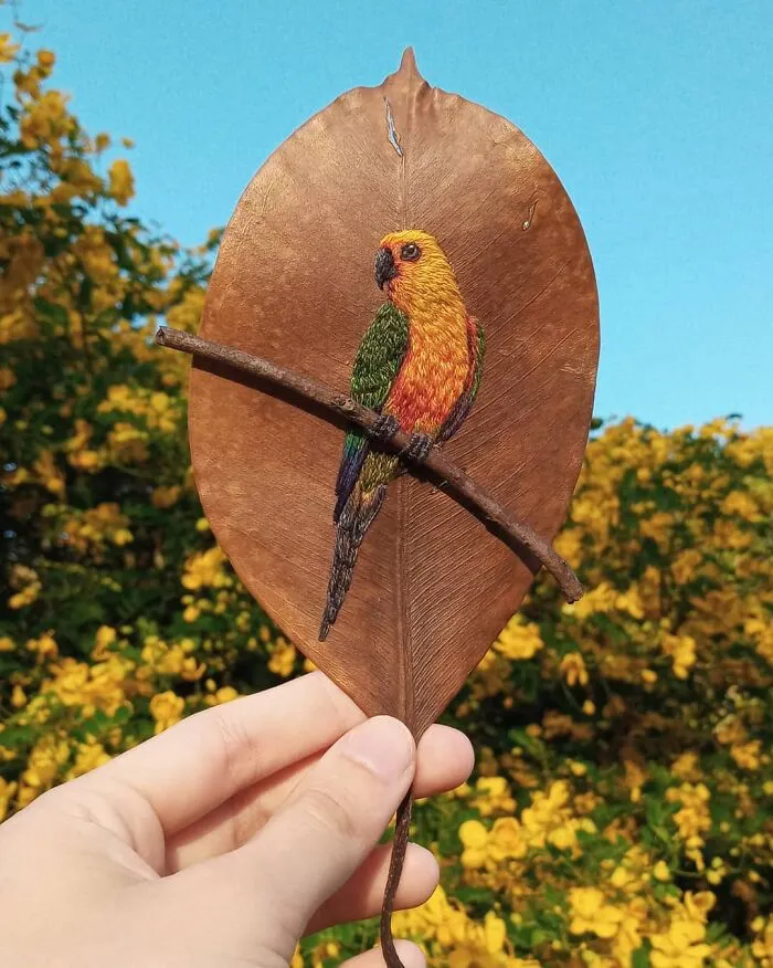 This Artist Inherited Her Mother's Talent For Handicrafts And Created A Type Of Embroidery On Leaves (59 Pics)