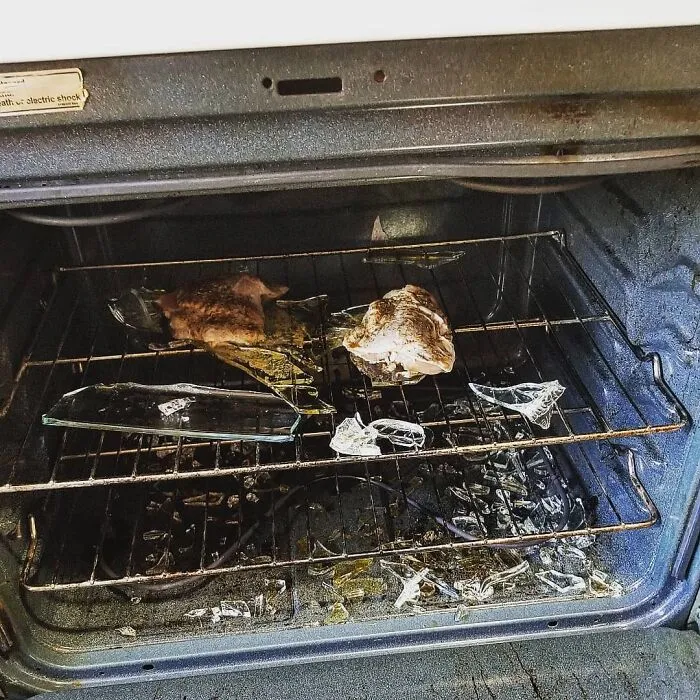 Thanksgiving Fail. Someone Order The Pizza