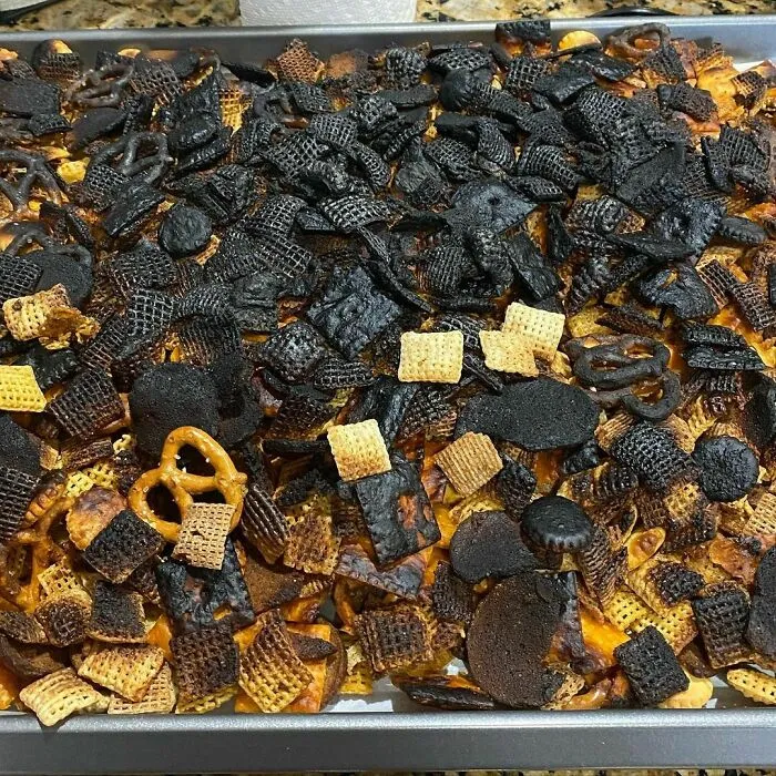 25 Of The Most Devastating Thanksgiving Fails This Year