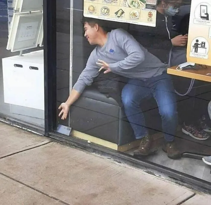 "Me quiero ir" es la cuenta de Instagram más rara, y aquí hay 40 fotos que lo demuestran (nuevas imágenes)