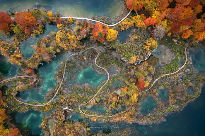 I Explored The Colorful Waterfalls Of Plitvice Lakes In Croatia, And Here Are My 28 Pictures From There