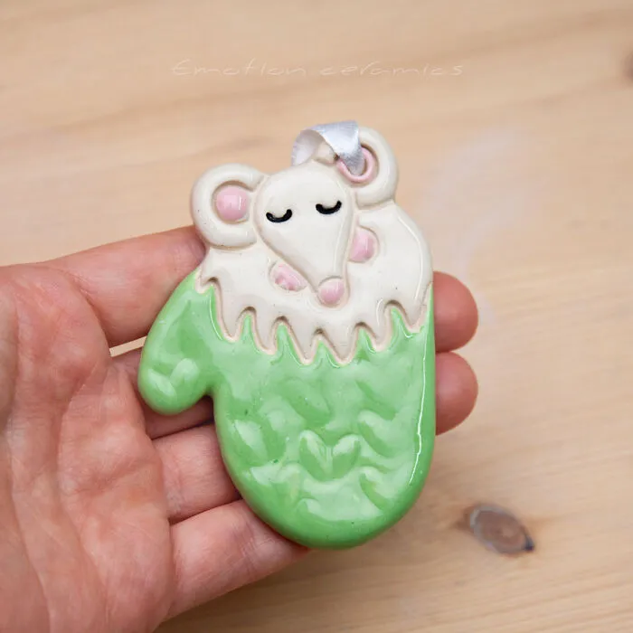 I Make Christmas Tree Decorations That Will Hopefully Make You Feel Festive (19 Pics)