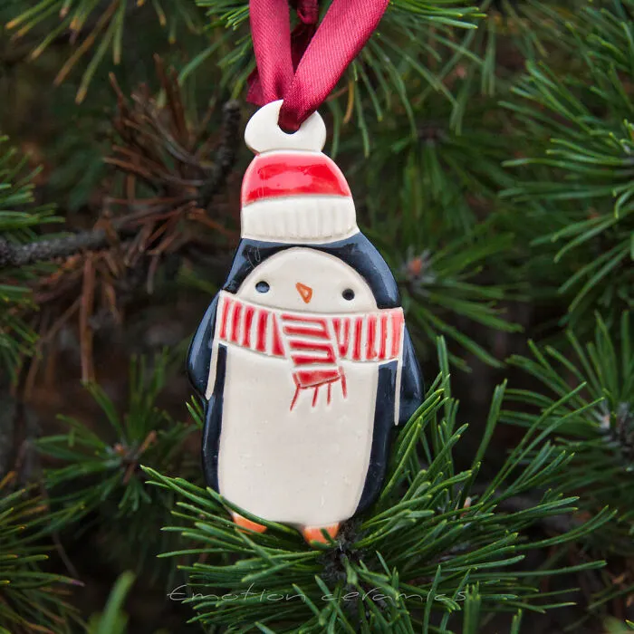 I Make Christmas Tree Decorations That Will Hopefully Make You Feel Festive (19 Pics)