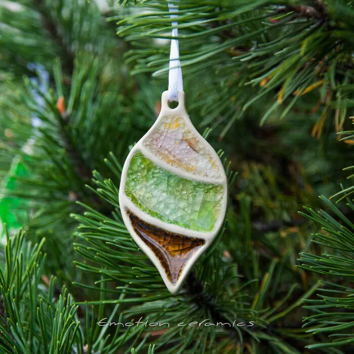 I Make Christmas Tree Decorations That Will Hopefully Make You Feel Festive (19 Pics)