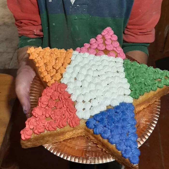 A 10-Year-Old Boy In Argentina Went Viral After Posting Pictures Of His Cakes And Other Pastries Online (27 Pics)