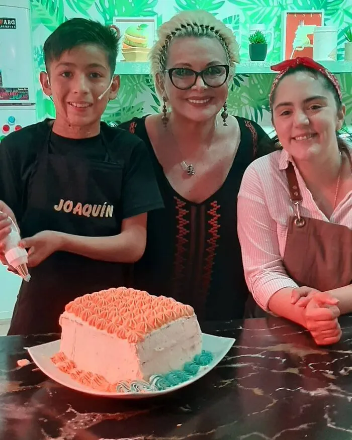 A 10-Year-Old Boy In Argentina Went Viral After Posting Pictures Of His Cakes And Other Pastries Online (27 Pics)